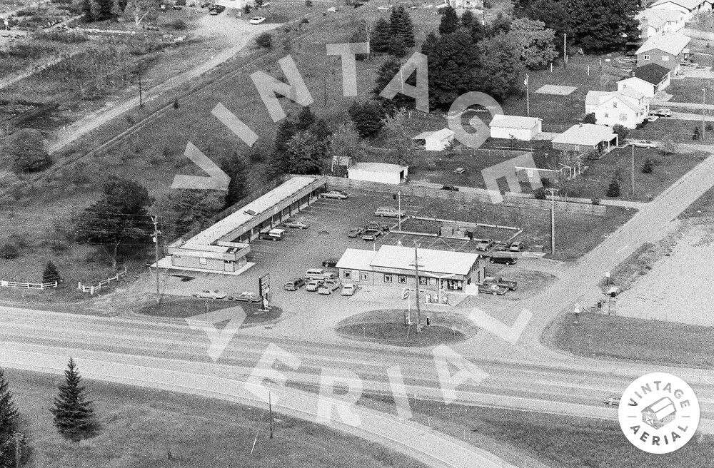 Dixie Manor Motel - 1983 Aerial
